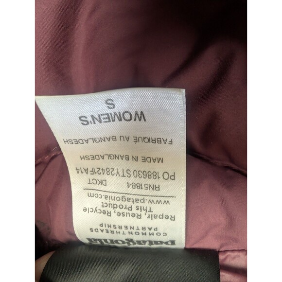 Patagonia Puffer Jacket Women's Small Burgundy Full Zip Insulated Down Coat - Picture 14 of 16